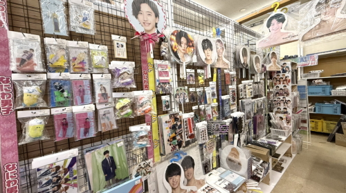 千葉鑑定団船橋店アイドルグッズ売り場
